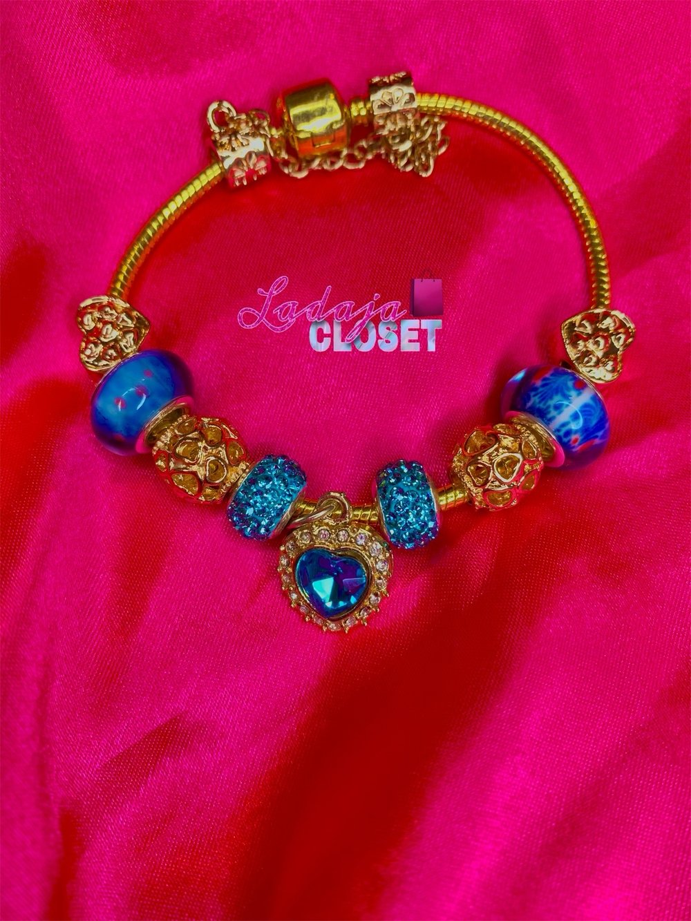 19cm Blue & gold charm bracelet 