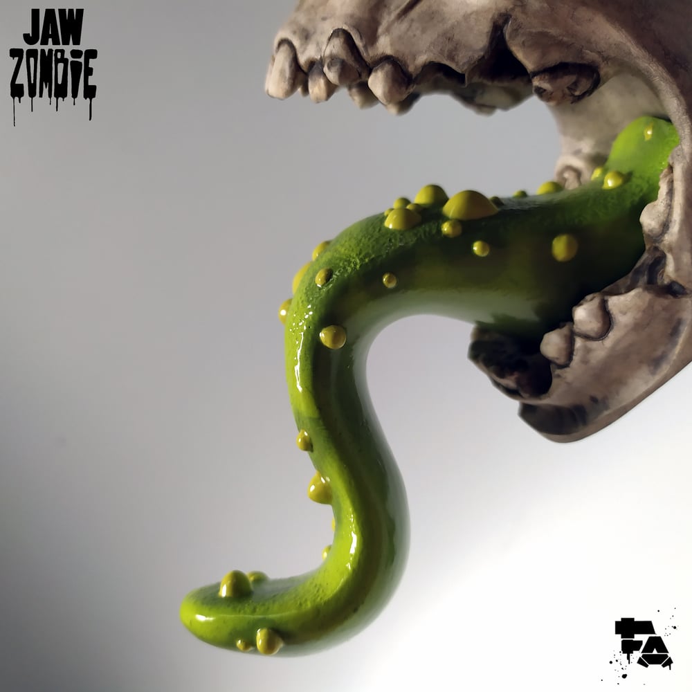 ✖✖ JAW ✖✖ - ZombiE - Green variant