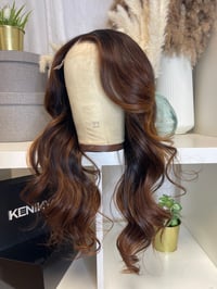 Image 7 of Vente flash BALAYAGE Miel choco  18’ closure 5x5 HD copy