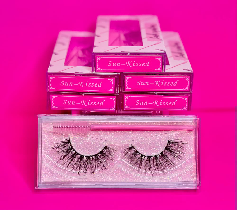 Image of Sun-Kissed😘