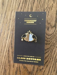 Image 2 of Gemini Pin ♊️ 