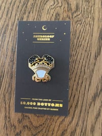 Image 5 of Cancer Pin ♋️ 