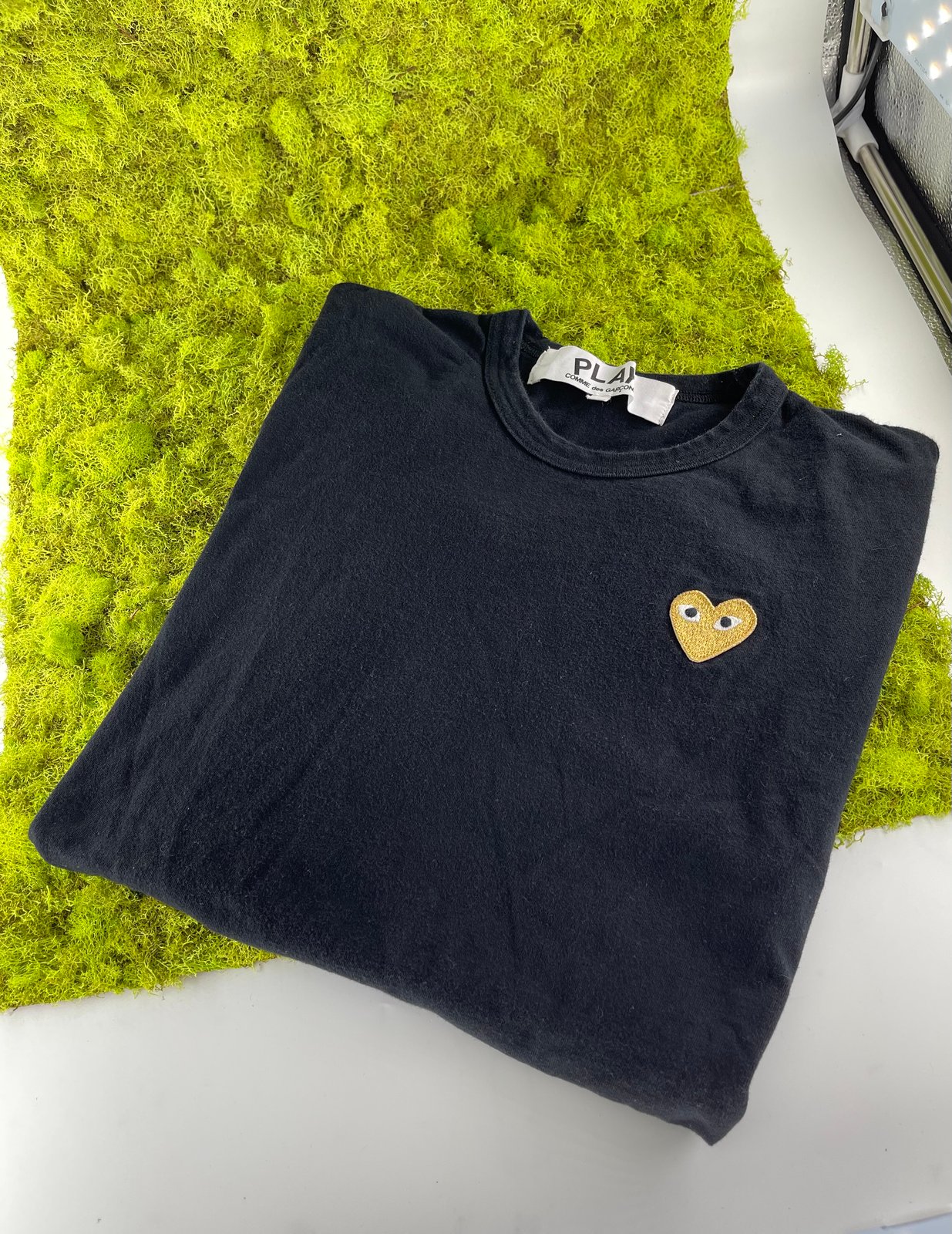 cdg gold heart tee
