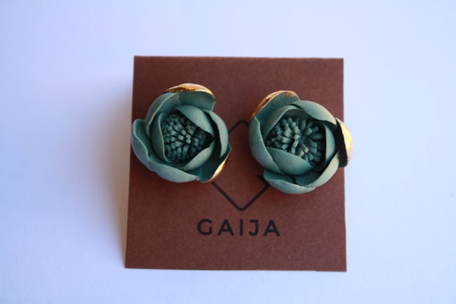 Green & gold porcelain stud earrings