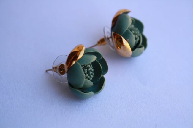 Green & gold porcelain stud earrings
