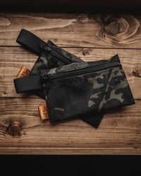 Image 2 of Otters Pocket