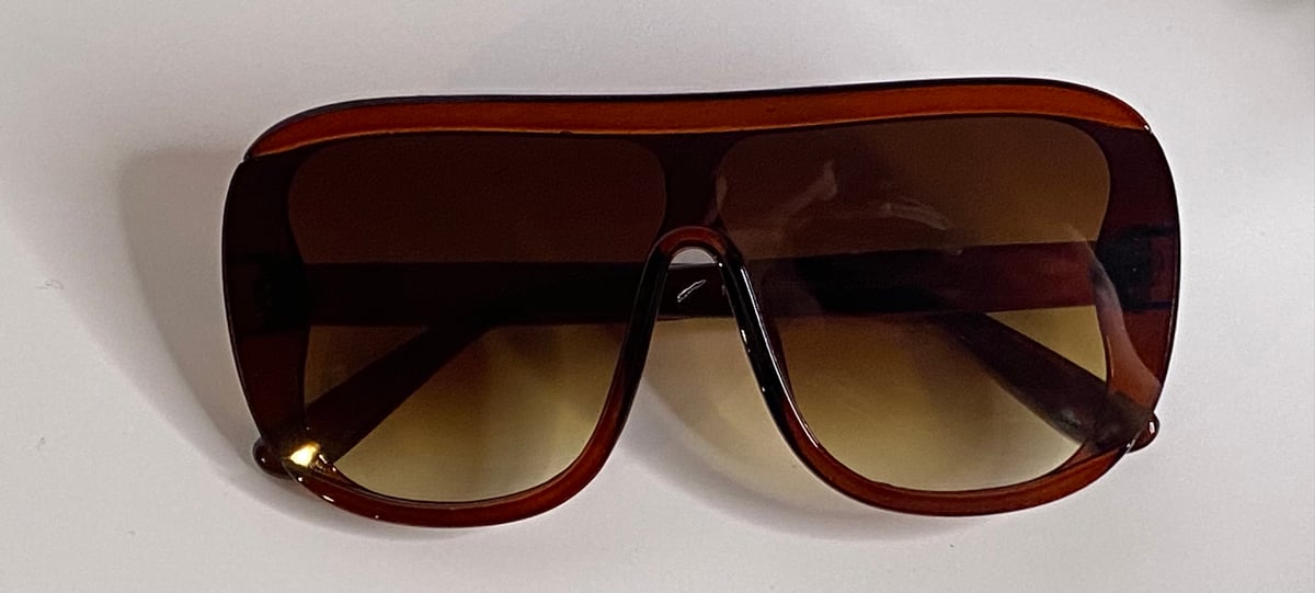 Image of Envy shades 