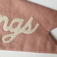 Image 3 of FEELINGS Pennant - mauve