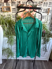 Image 1 of 2 piece green set 