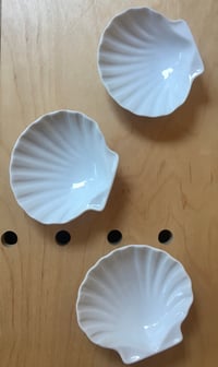 Image 2 of Scallop Shell Dish