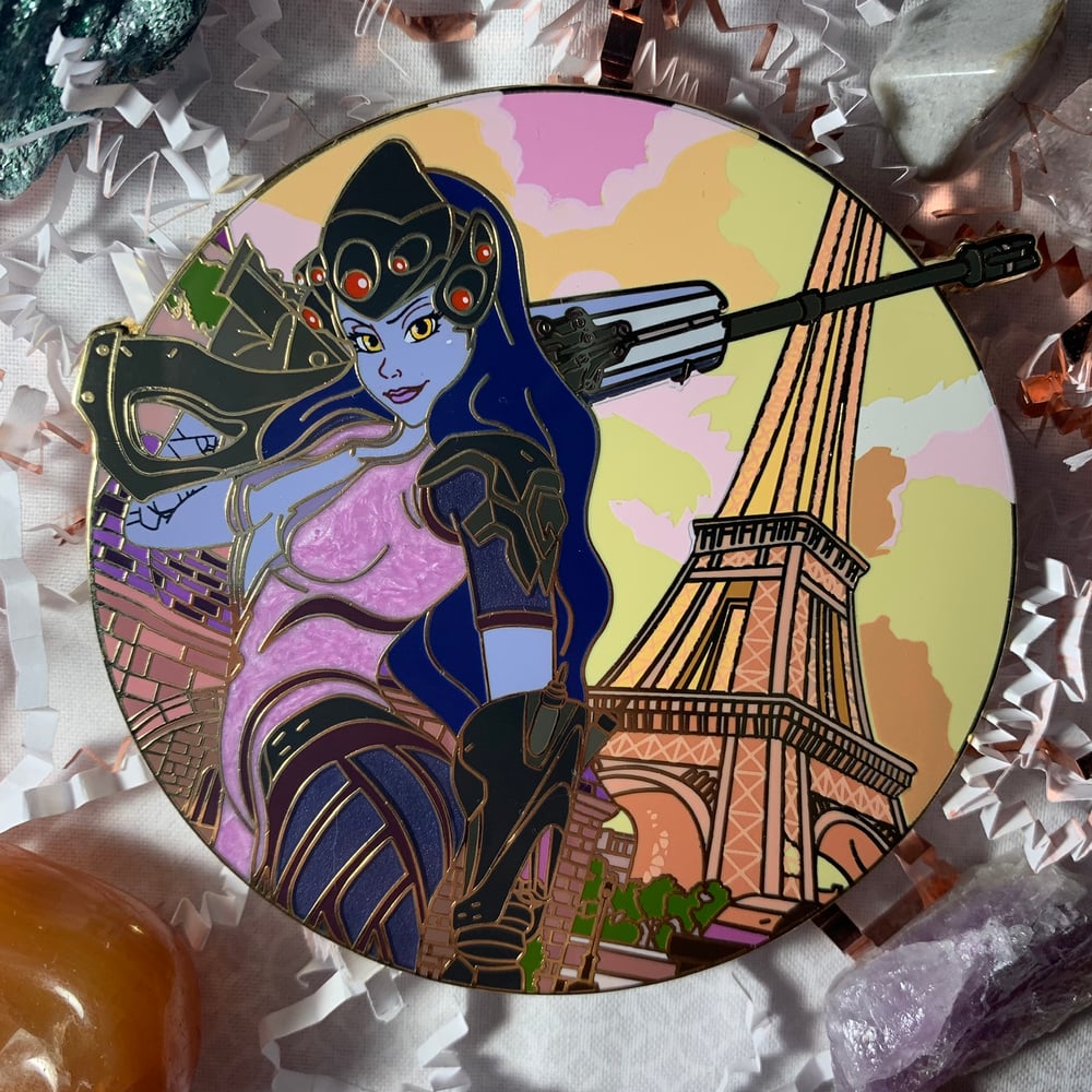 Vanessa X Widowmaker Pin