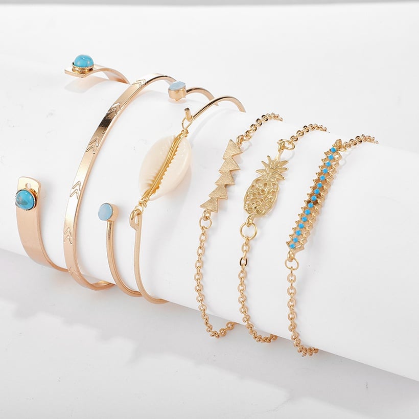Image of Pineapple Shell Bracelets Set