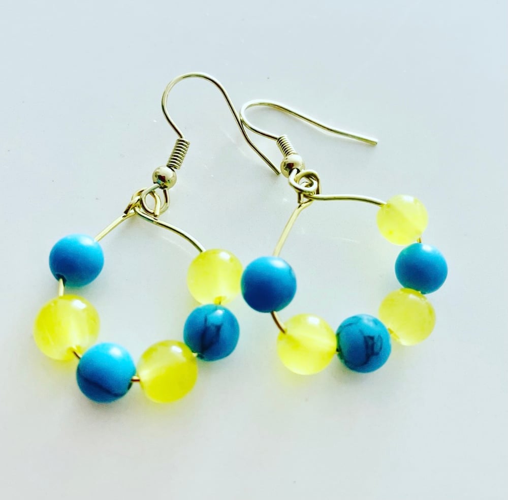 Image of Blue & yellow hoops 