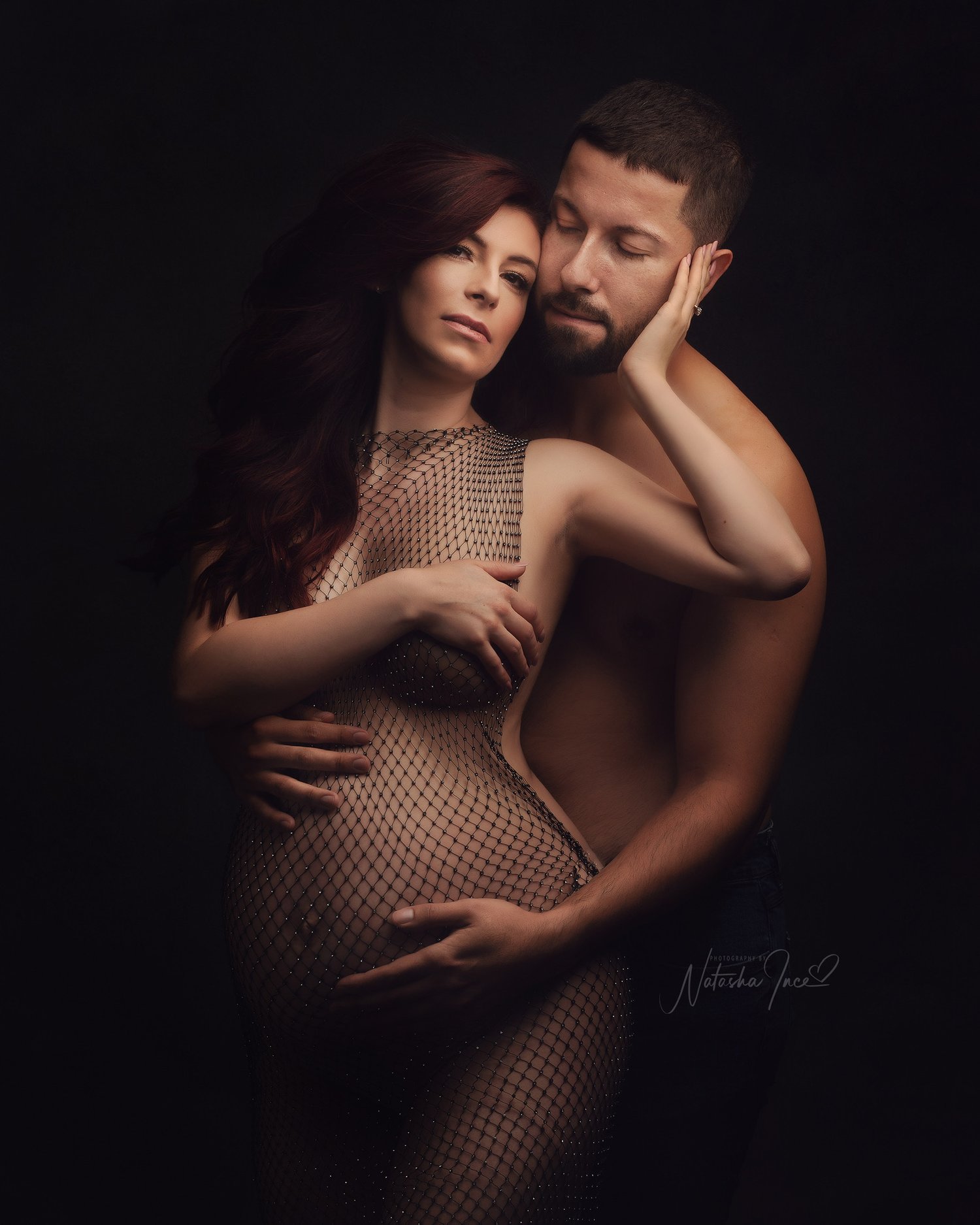Image of MATERNITY COUPLE POSING AND LIGHTING LIVE CLASS
