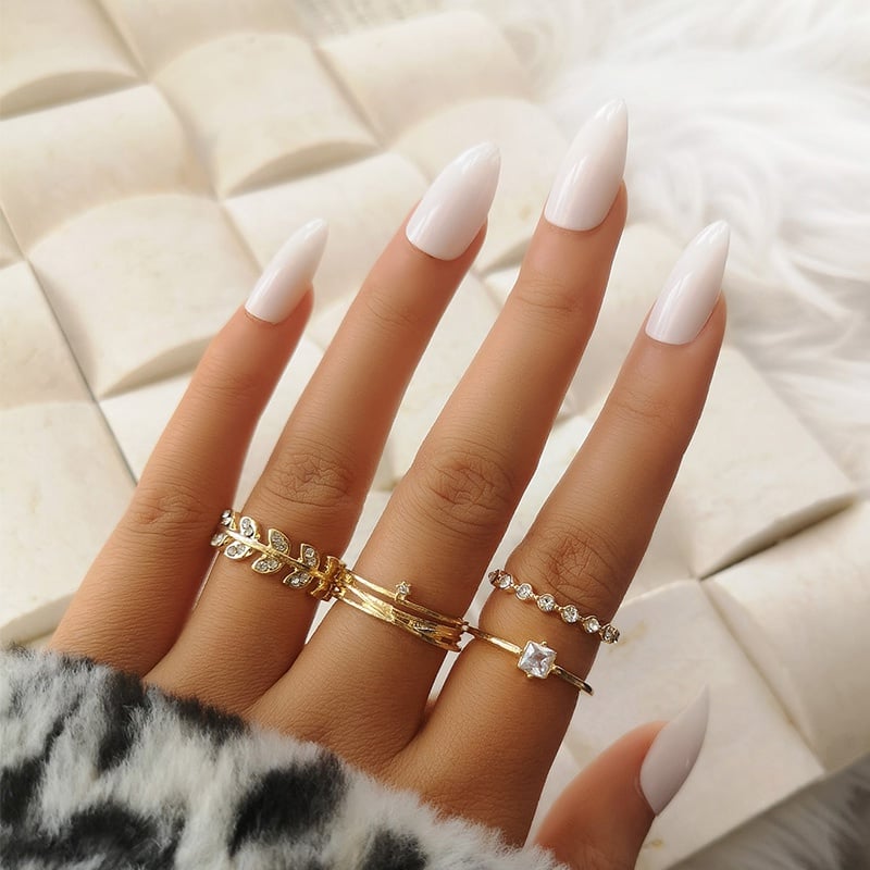 Image of Pretty Leaf Design Ring Set