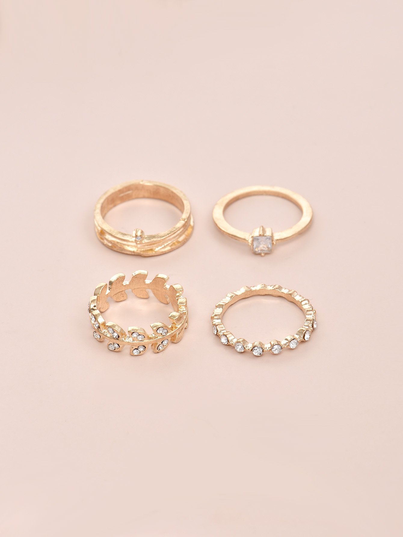 Image of Pretty Leaf Design Ring Set