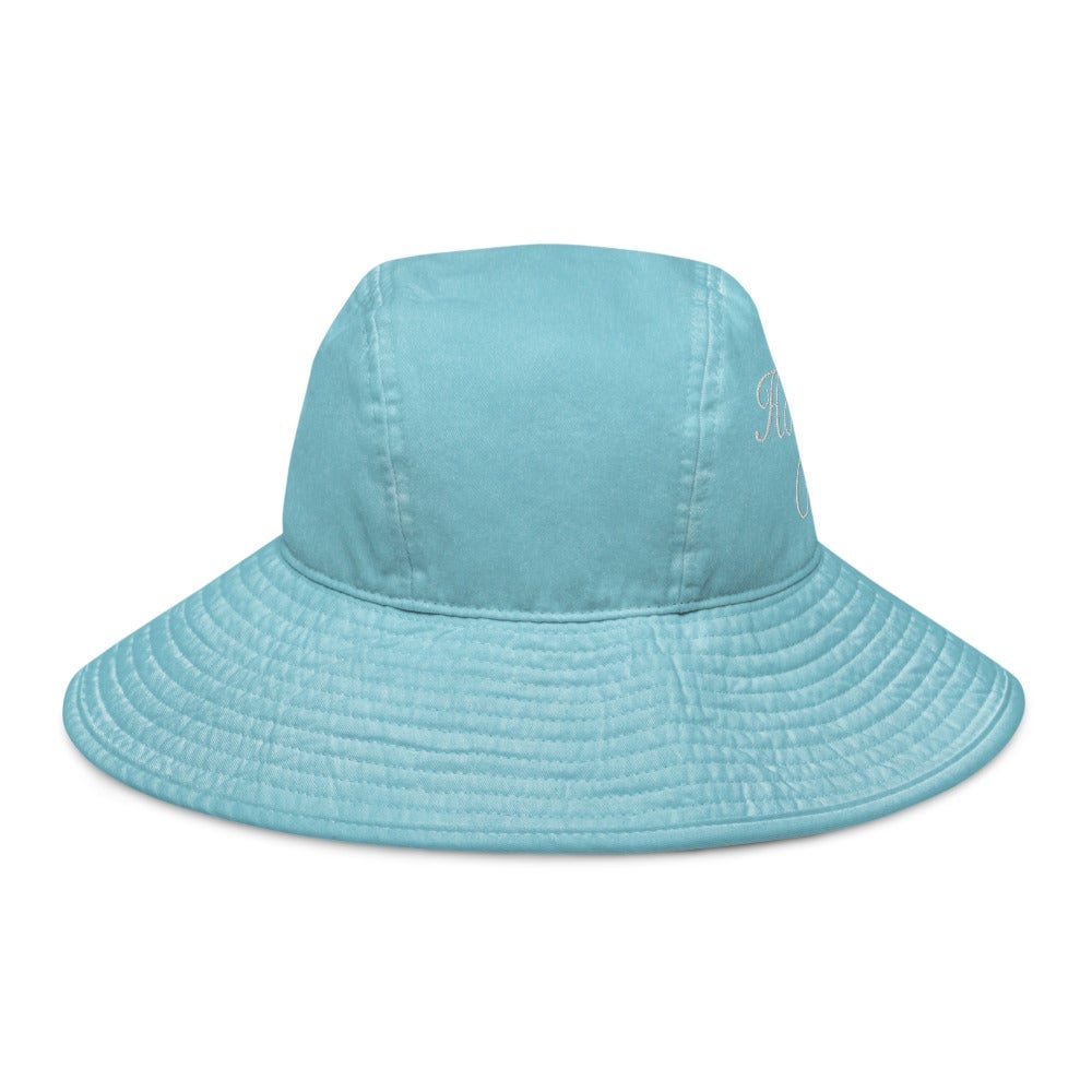 Image of HOT MOM CLUB - Wide brim bucket hat