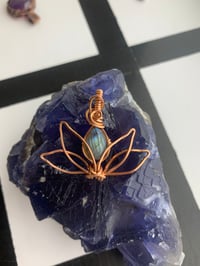 Image 3 of Lotus with labradorite 