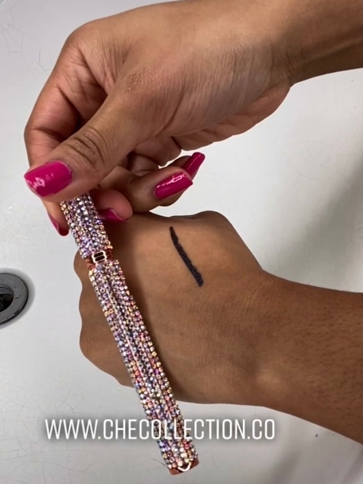 Luxe Liner