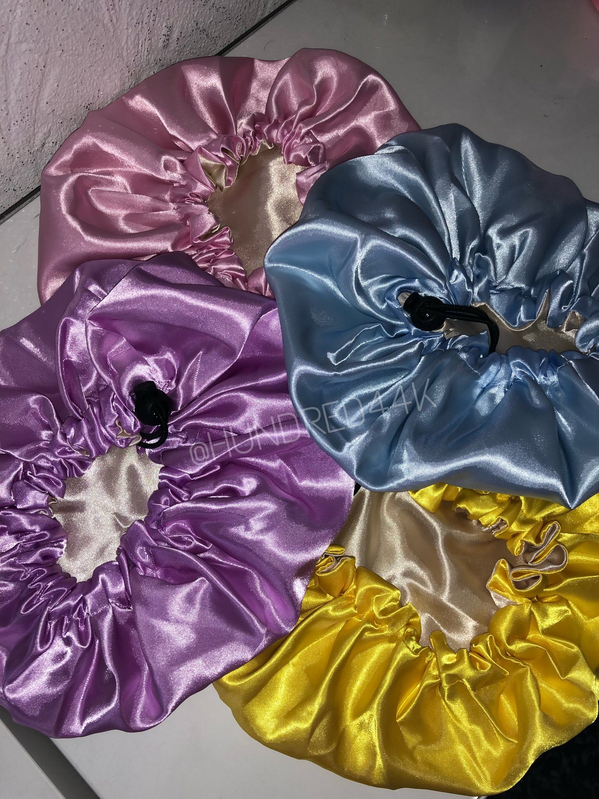 REVERSIBLE BABY BONNET