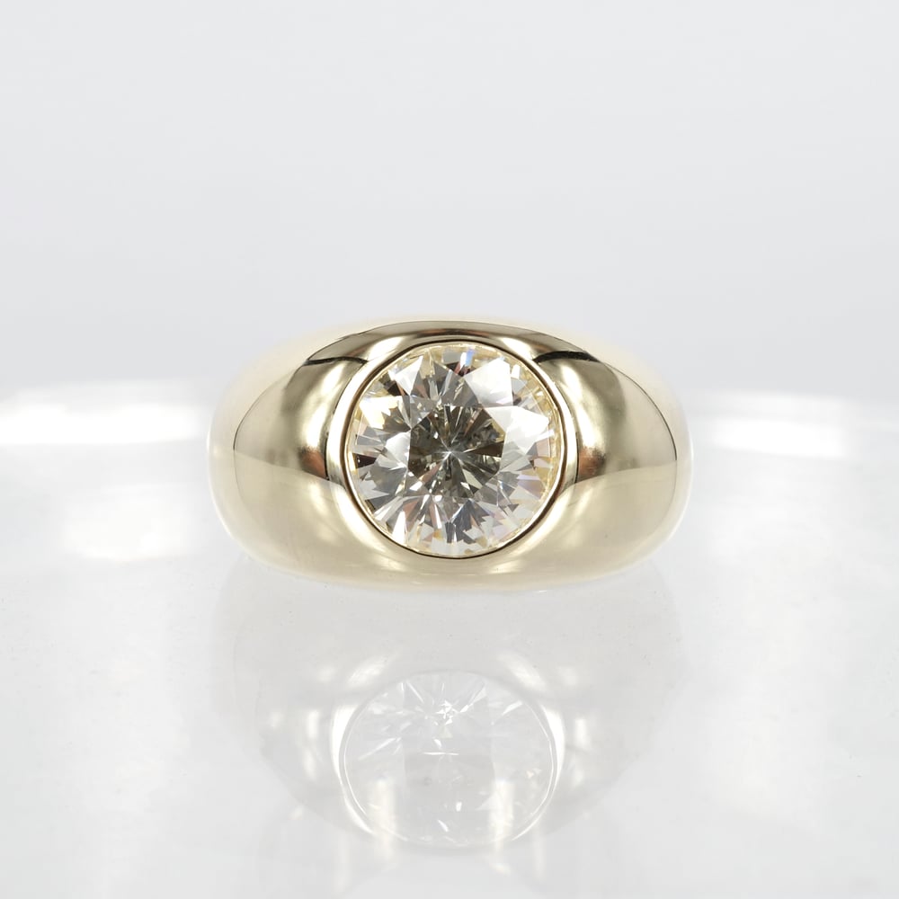 Image of 18ct yellow gold large domed cocktail ring
