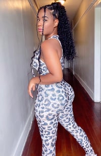 Image 2 of “At the gym”Leopard 2pc yoga pants set