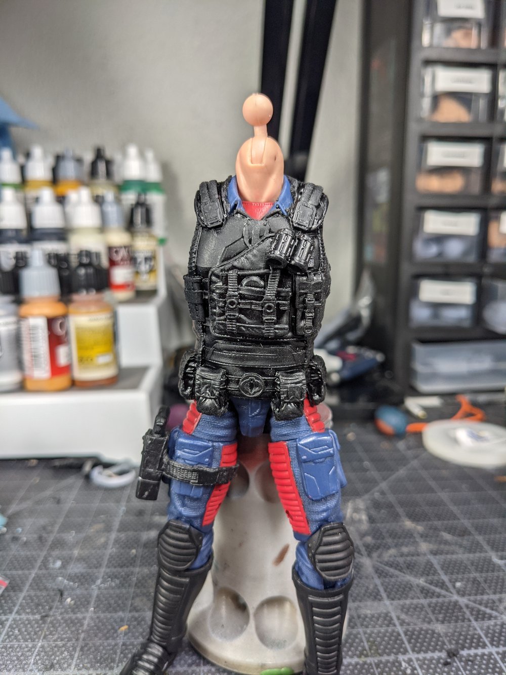 Venomous vest
