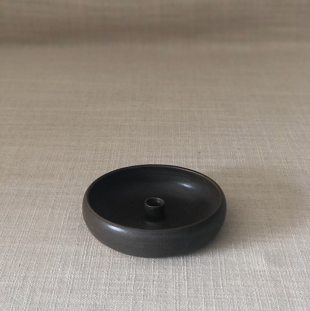 Image of ECLIPSE S CANDLE HOLDER 