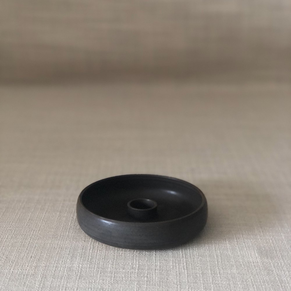 Image of ECLIPSE CANDLE HOLDER 
