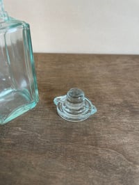 Image 4 of Dripless Glass Dispenser - square