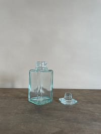 Image 3 of Dripless Glass Dispenser - square