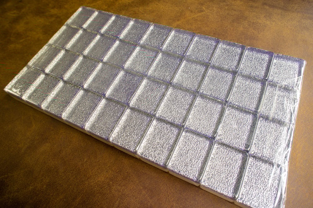 Image of A2 Crystal Black Silver Mahjong Set