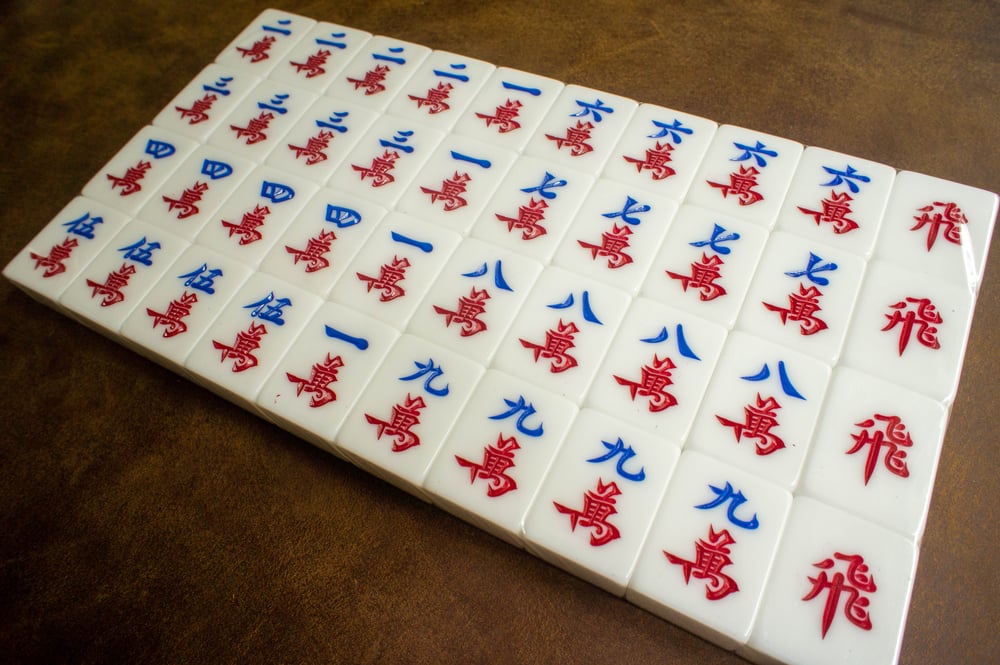 Image of A2 Metallic Green Mahjong Set