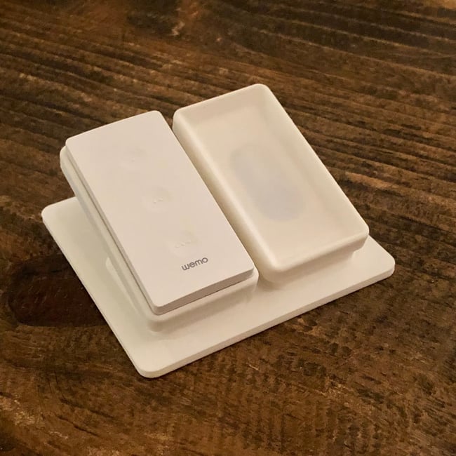 Wemo Stage Remote Double Desktop Pedestal