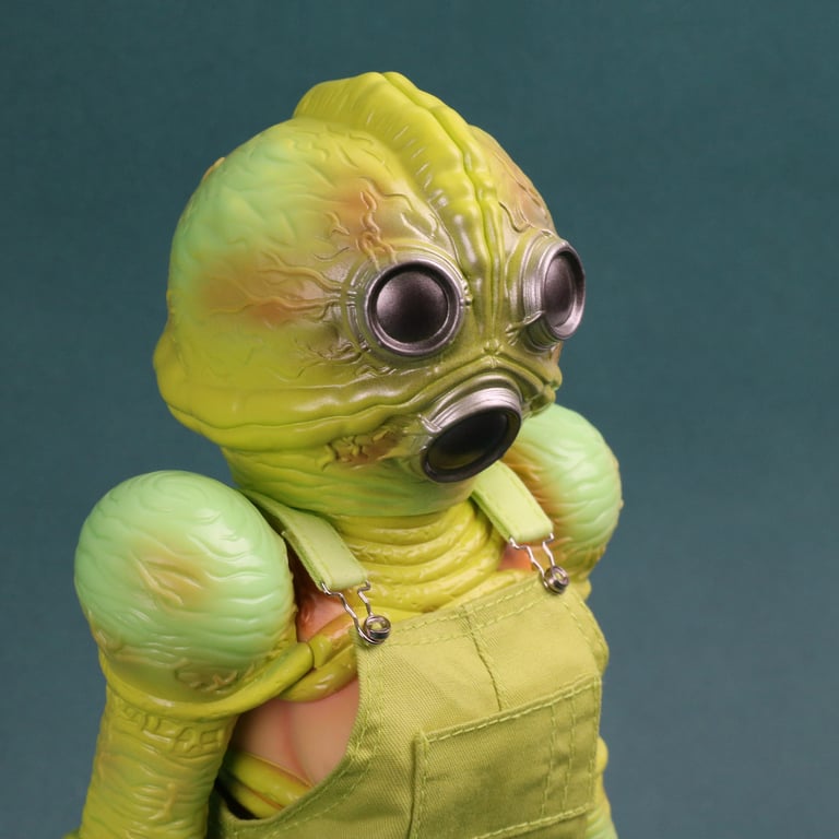Alien girl:Vicki