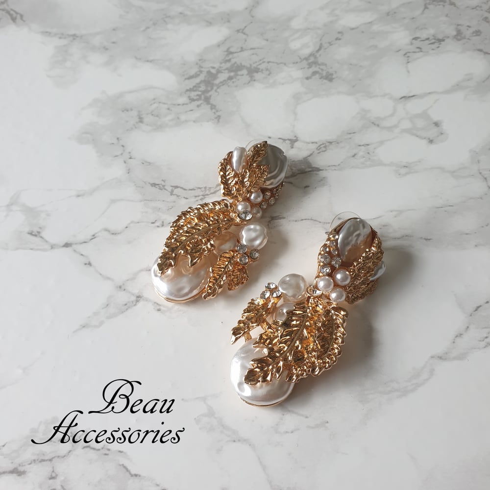 Image of Golden Pearl Statement Earrings 