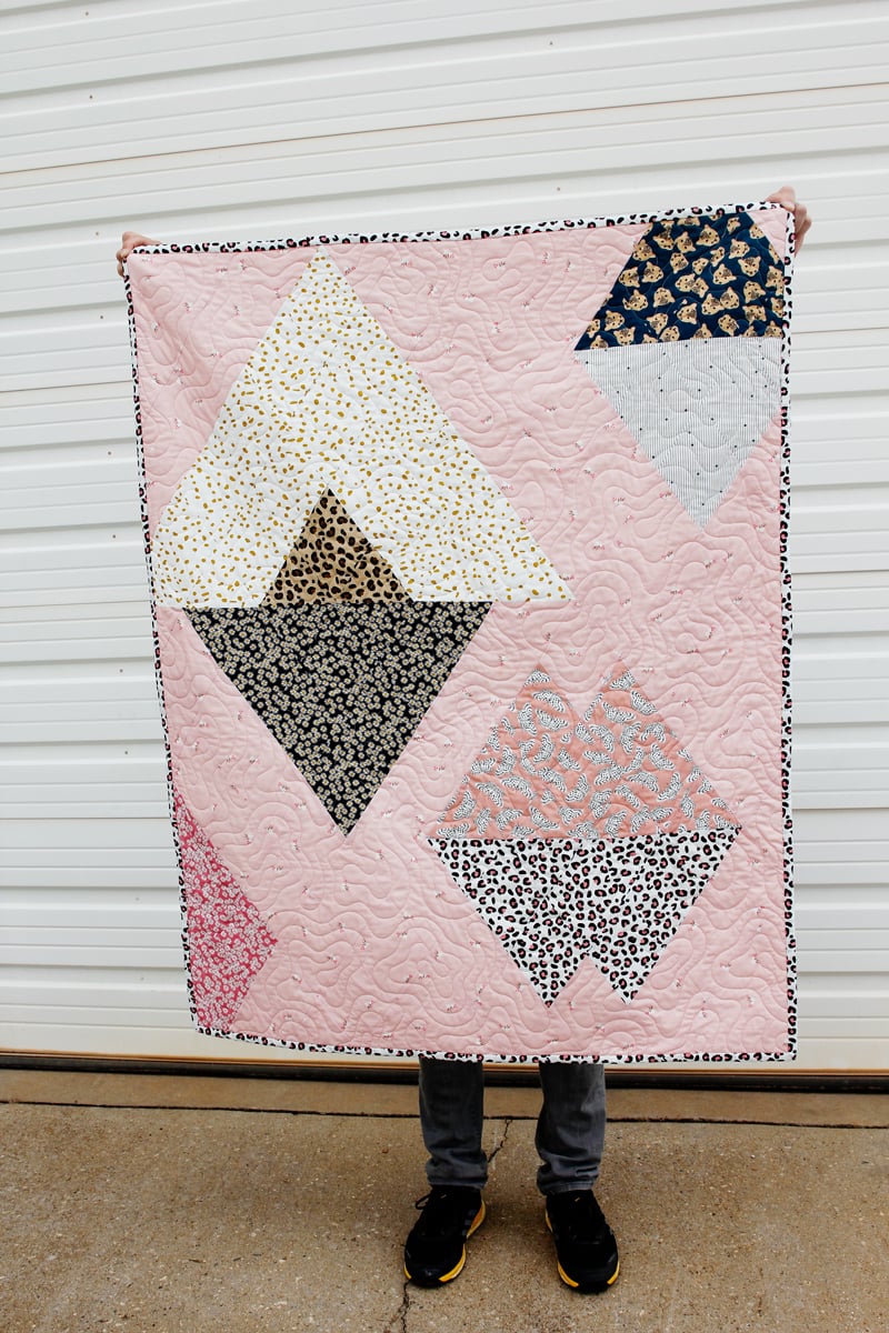 Image of DESERT DIAMOND Quilt PDF Pattern