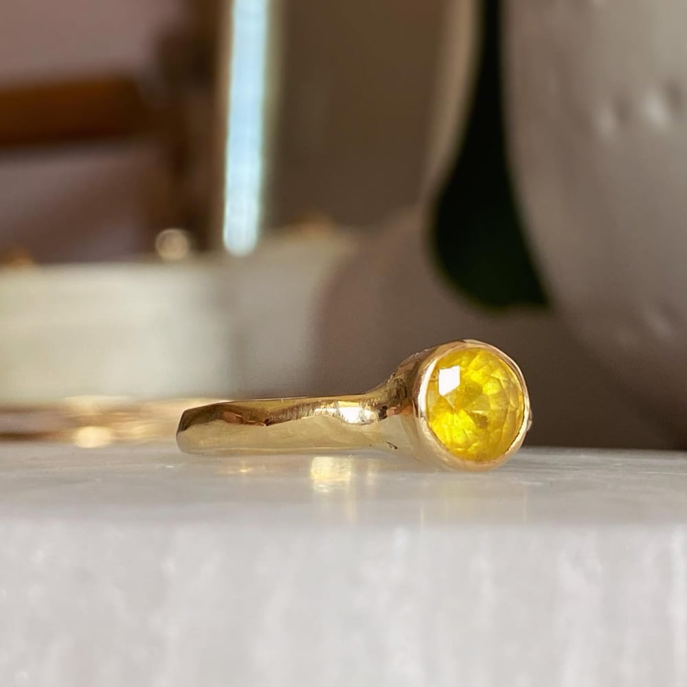 Image of Yellow sapphire ring