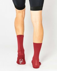 Image 2 of FINGERSCROSSED Classic Cycling Socks MERLOT