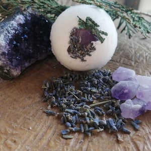 Image of Lavender Wildwood Bath Bomb (box of 4 in drop down menu)