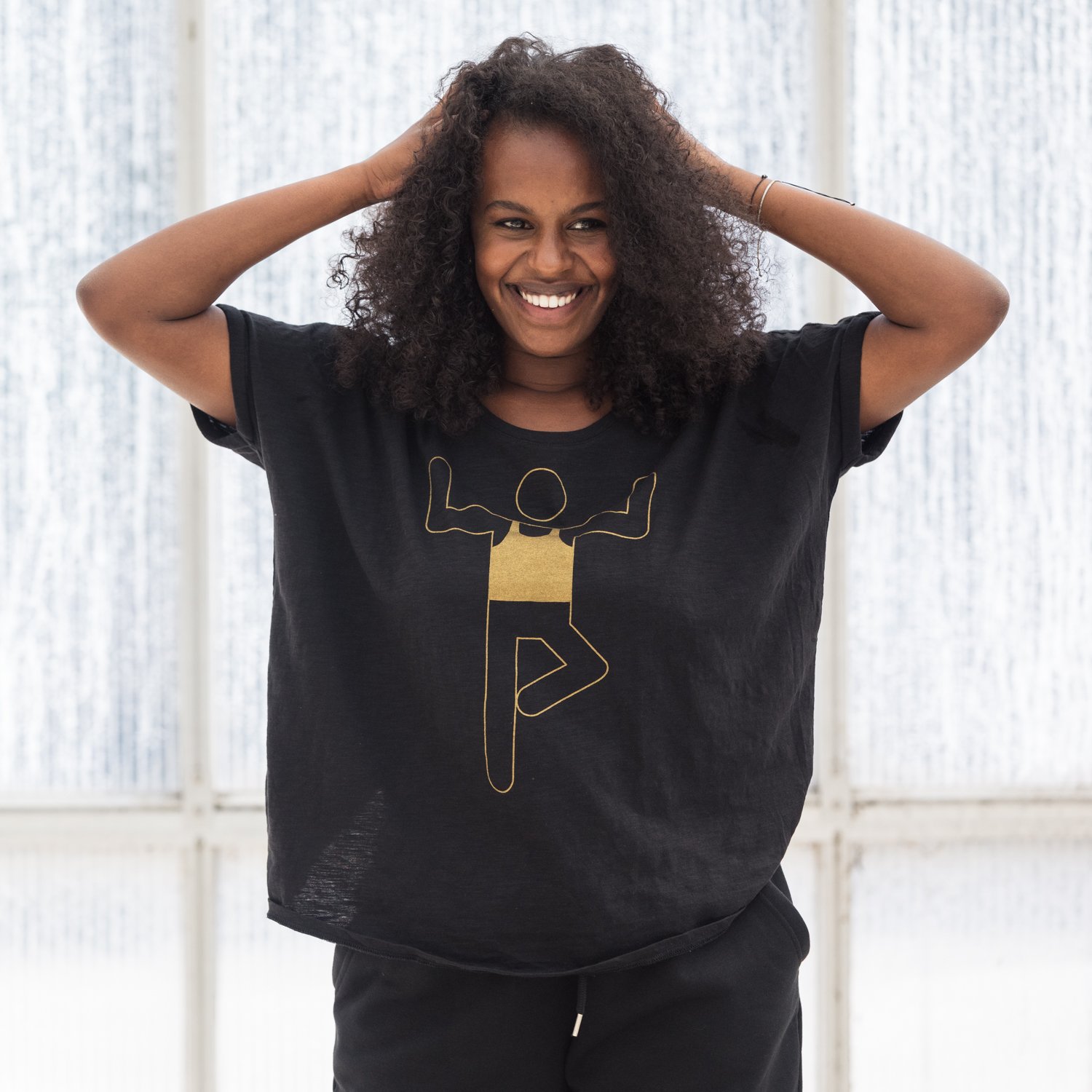 Image of T-SHIRT WOMAN short sleeve YOGA & STRENGHT black