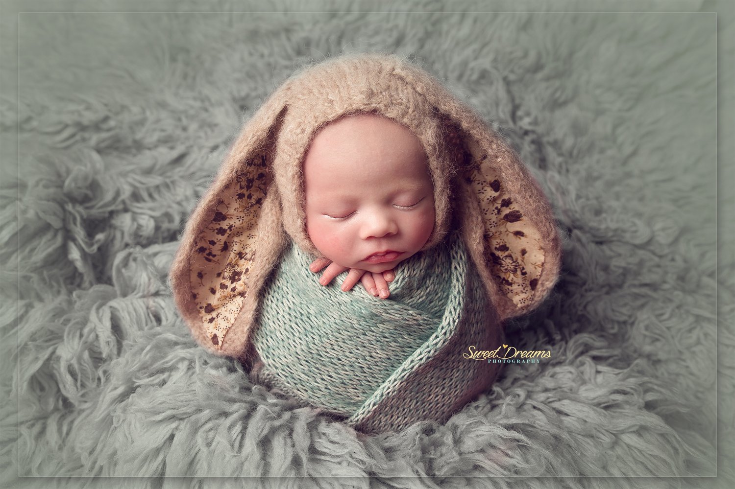 Image of Newborn session (Session ONLY)