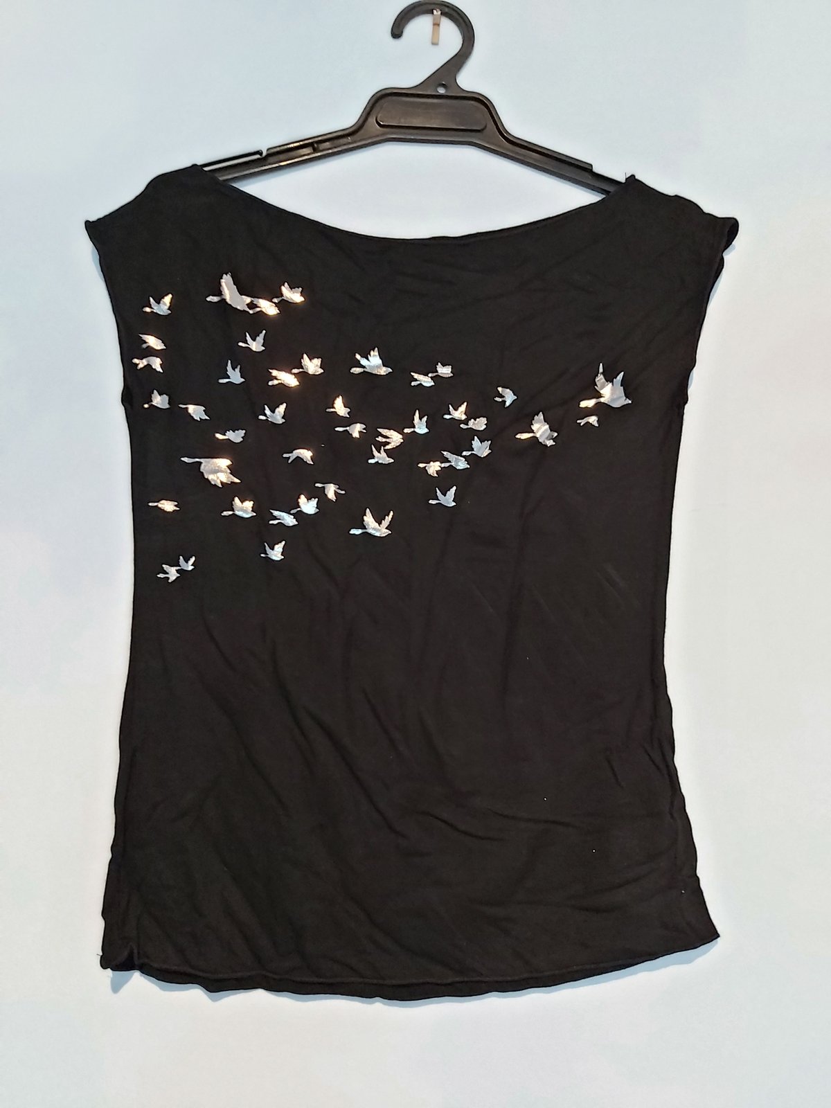Image of Zap top - silver birds black