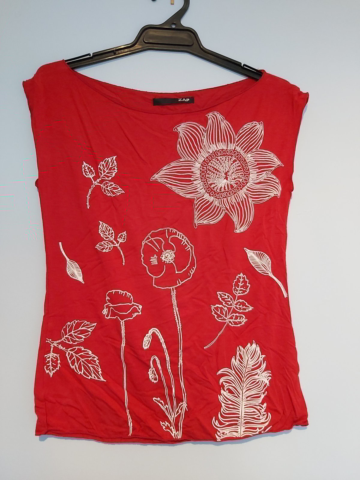 Image of Zap top - sunflower red