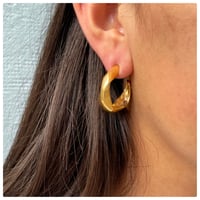 Image 5 of Moscu hoop earrings 