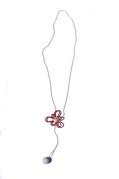 Image of daisy lariat necklace