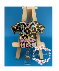 Image 1 of Scrub top badge reel