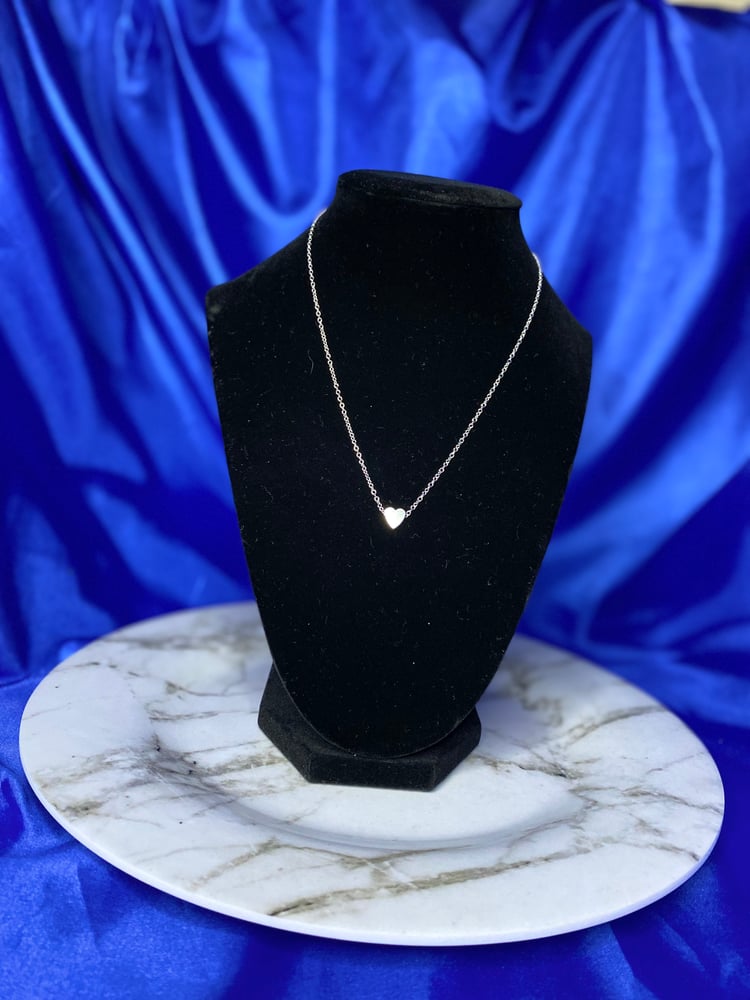 Image of “Tiny Heart Necklace”