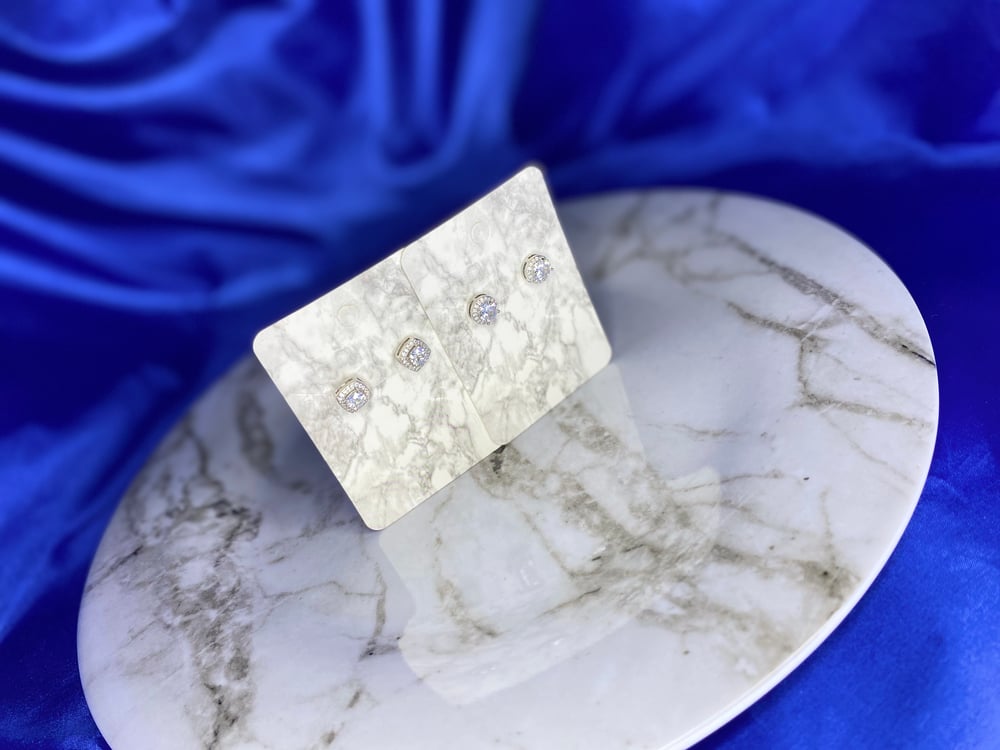 Image of “Classical Square Stud Earrings”