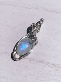 Oval Rainbow Moonstone